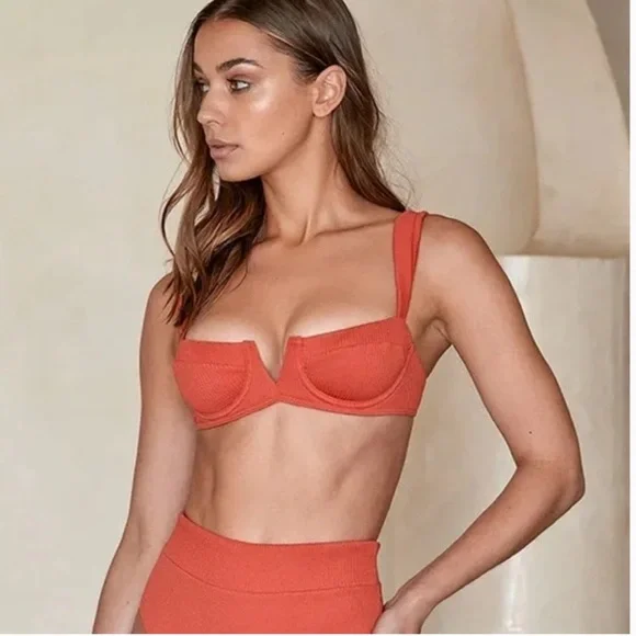 Monday swimwear clovelly top sangria crinkle - Picture 4 of 6